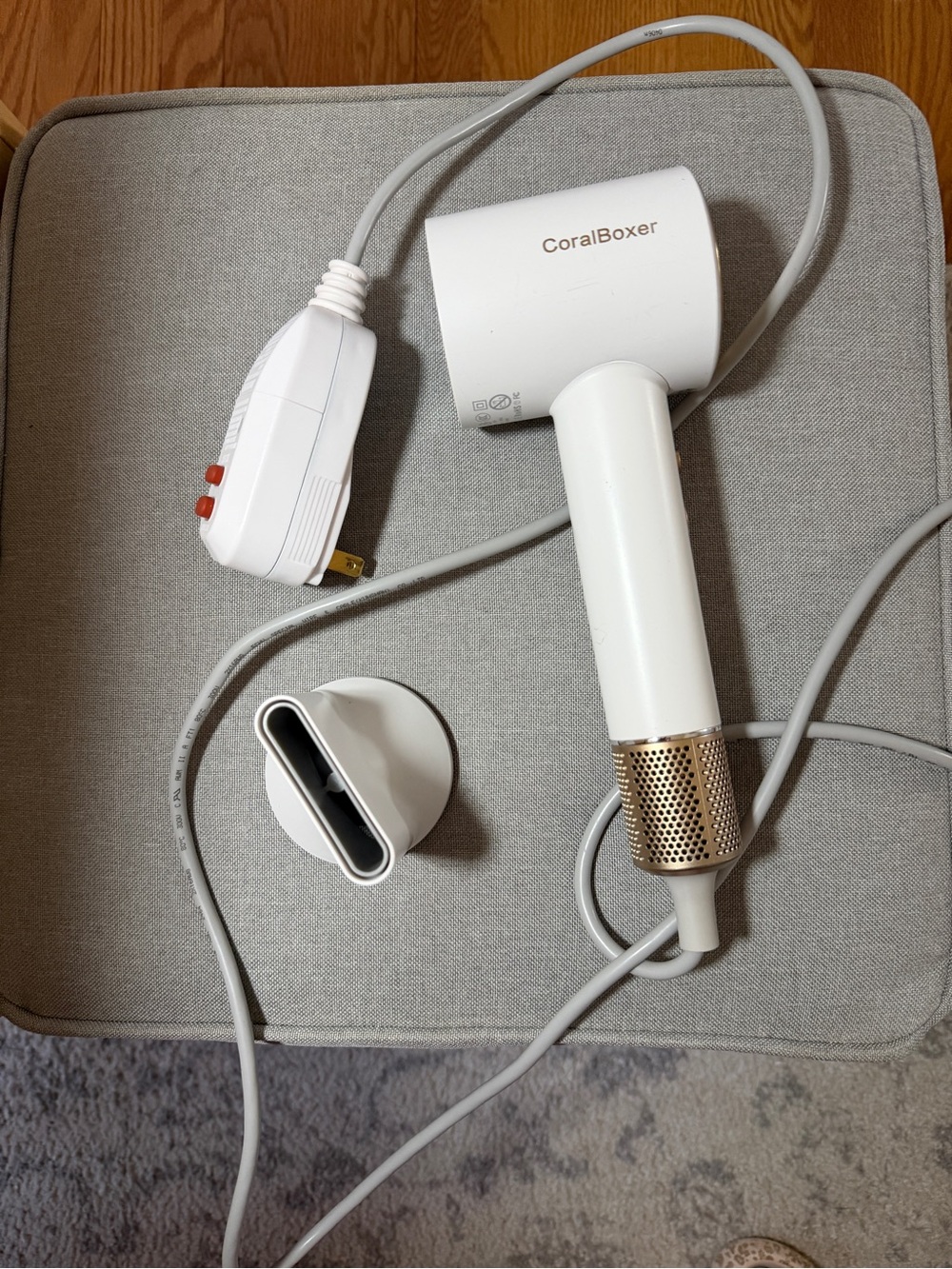 CoralBoxer - Quick dry Hair Dryer with Nozzle attachment